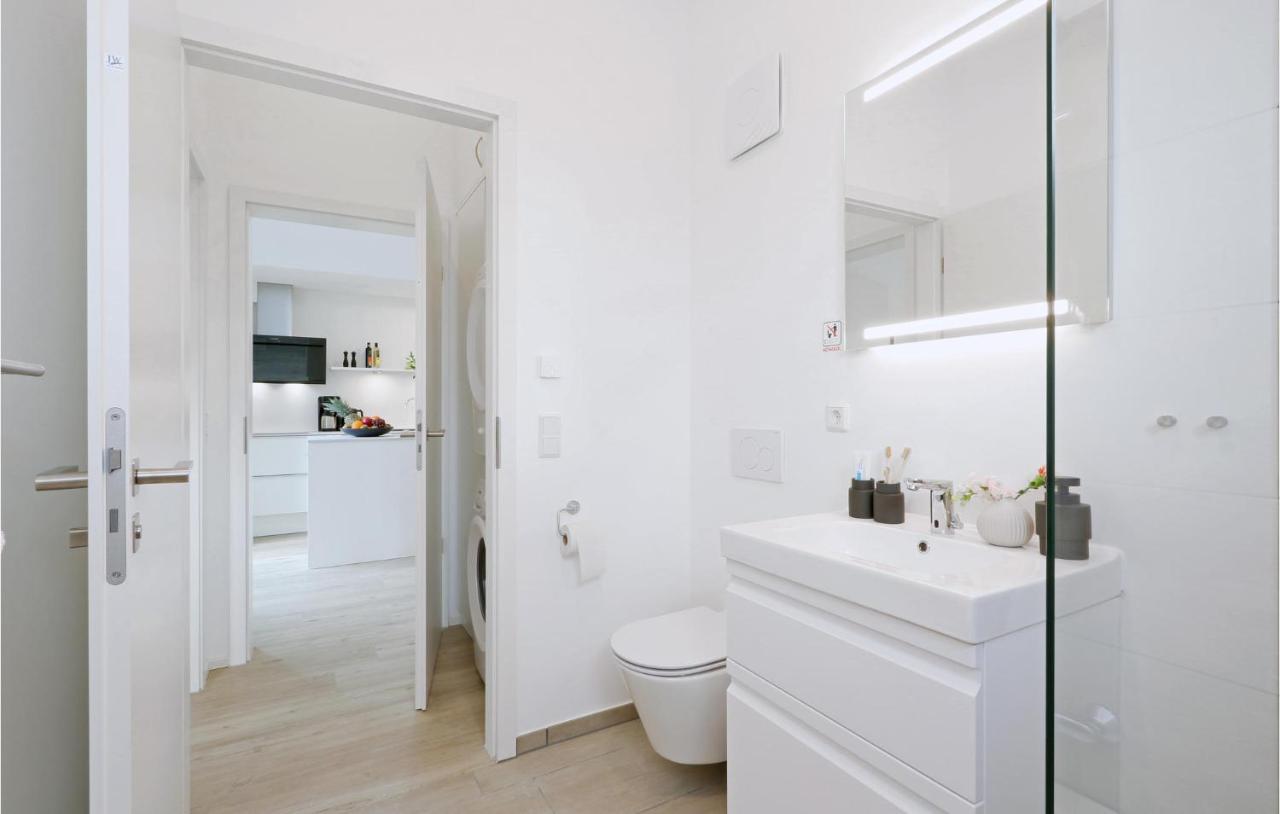 Stunning Home In Lembruch-Duemmer See With Wifi Exterior foto